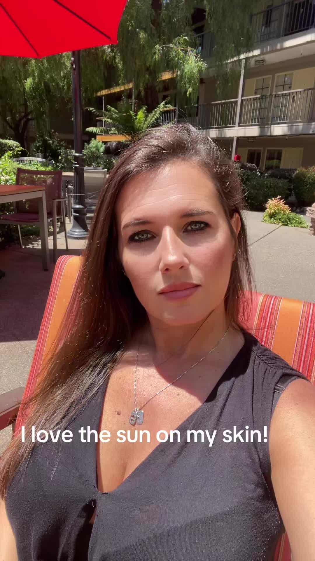 @Sweet_Texas_Bee