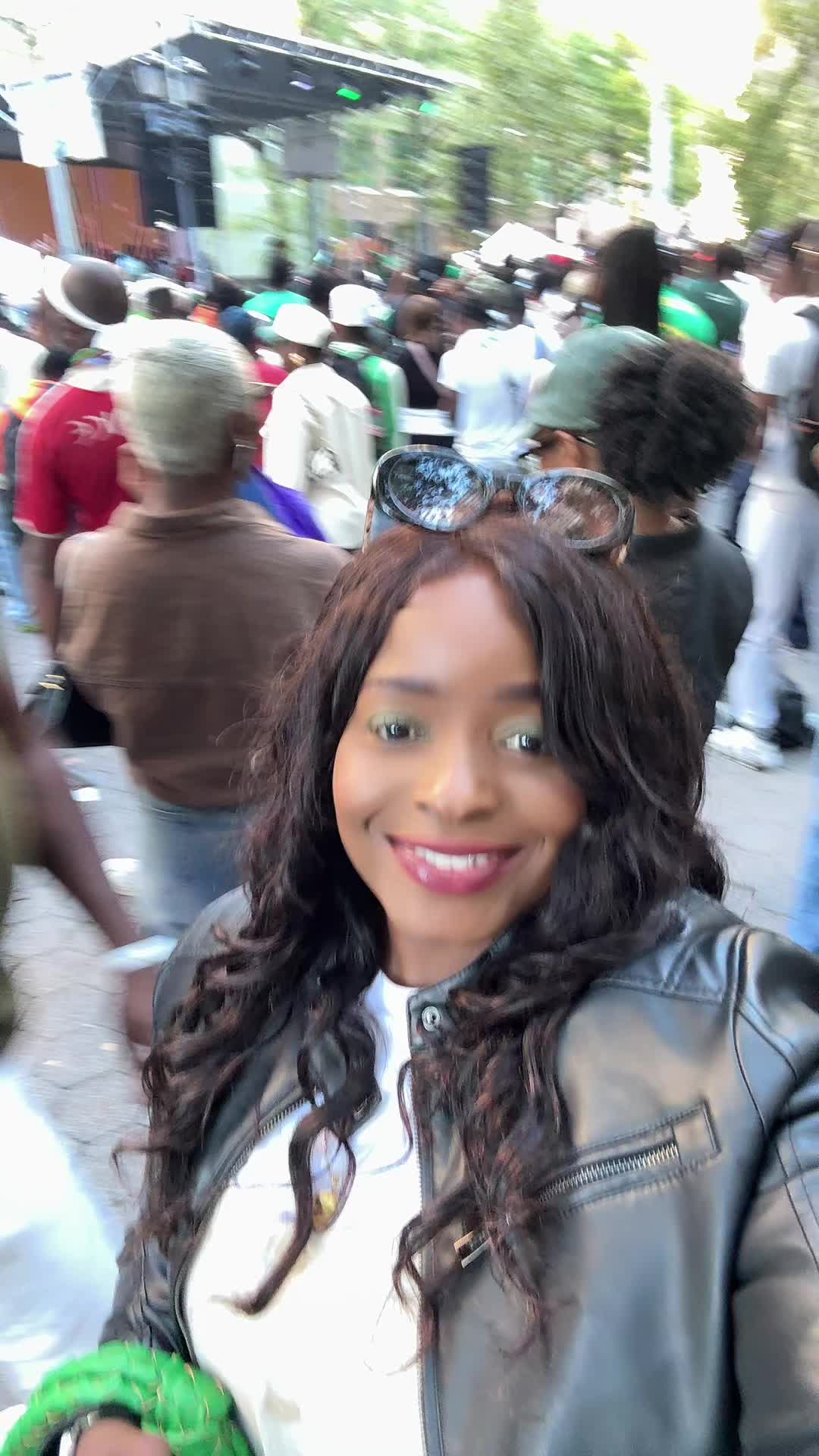 @Luchisamson