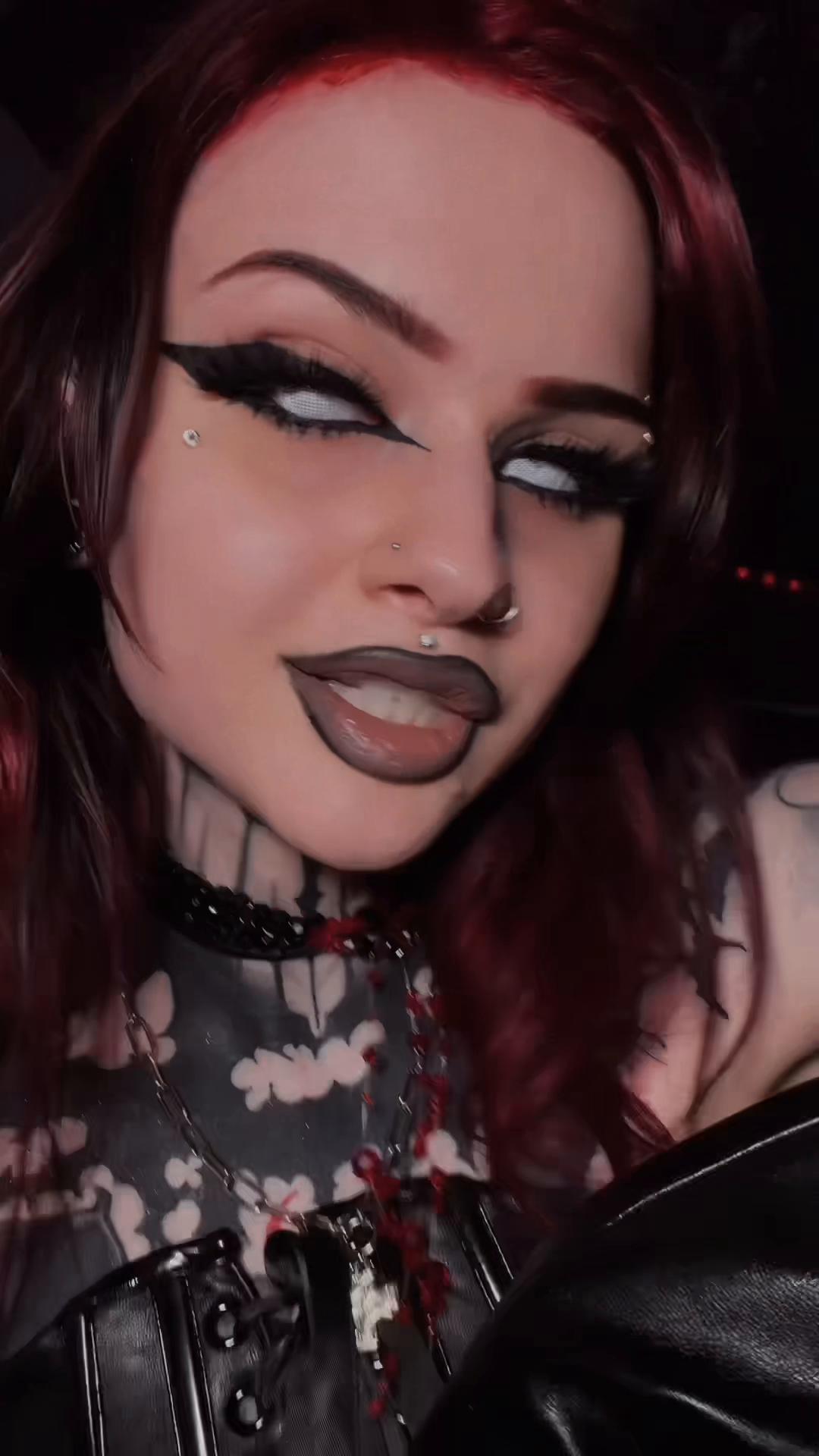 @˚ ♱ 𝔰𝔢𝔯𝔞𝔰 ♱˚