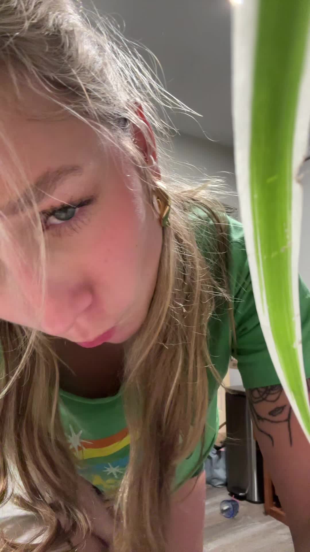 @sarah