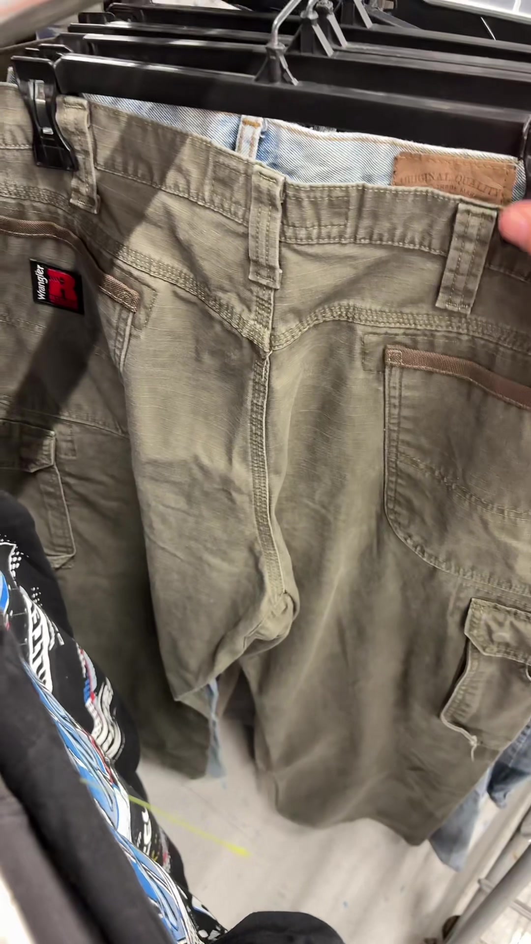 @thunders_thrift