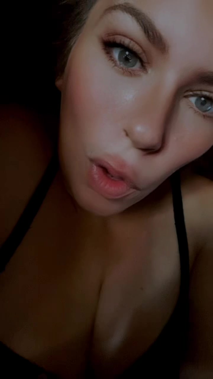 @leelou
