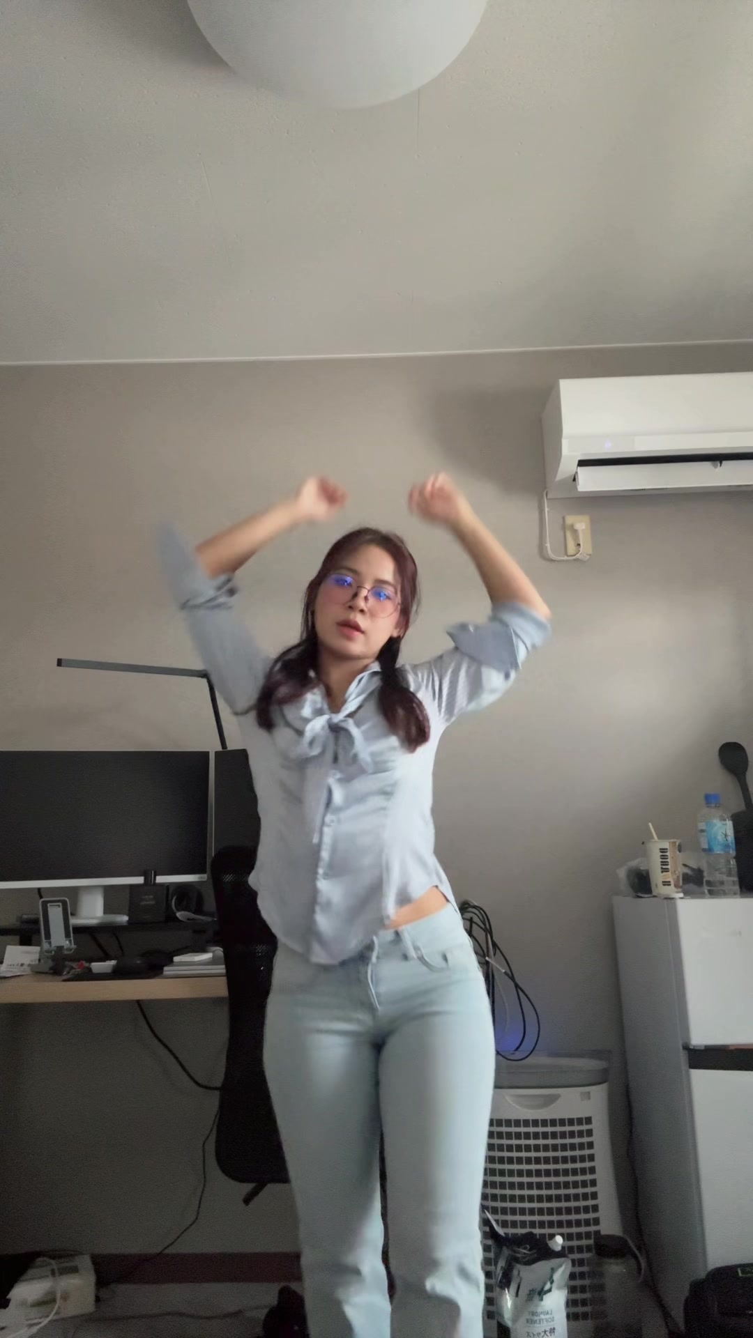@bella__u_u
