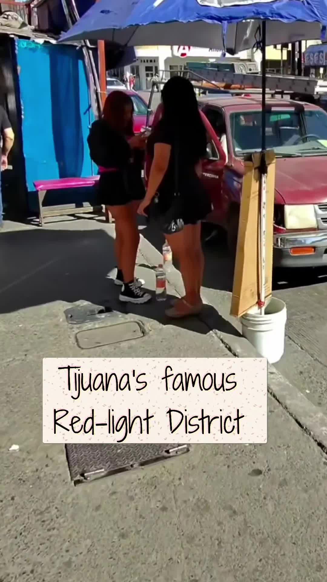 @💩 & 😆
