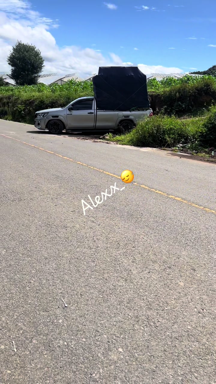 @Alexx>_😛