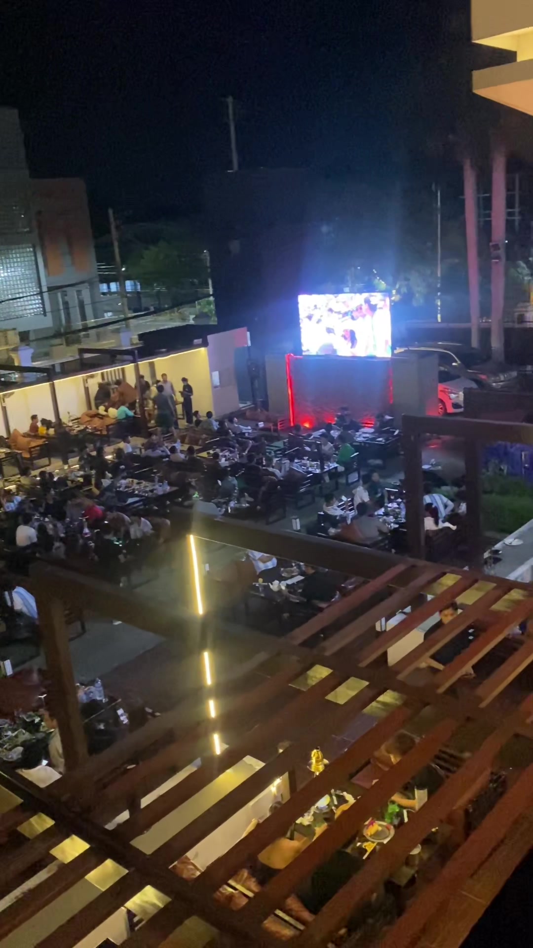 @Titan Bar&Restaurant