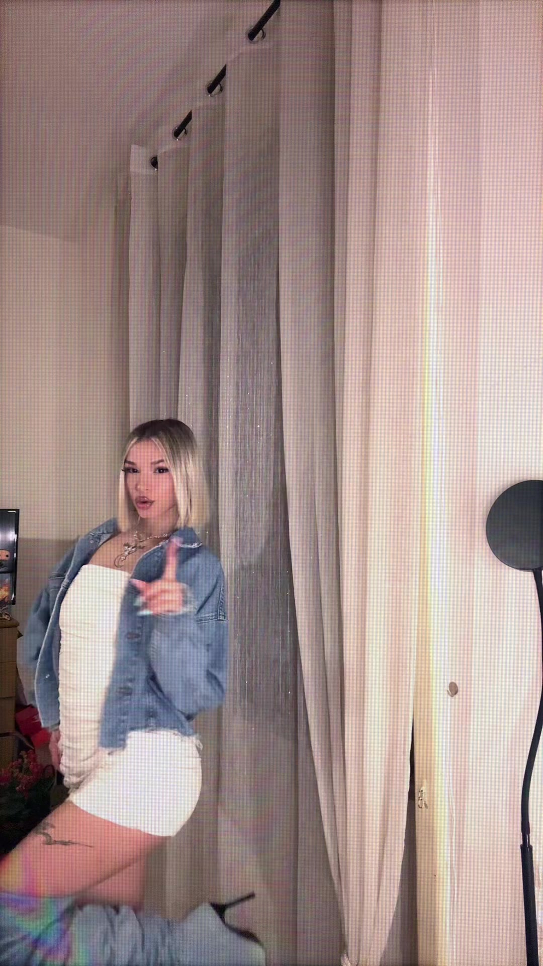 @🌑