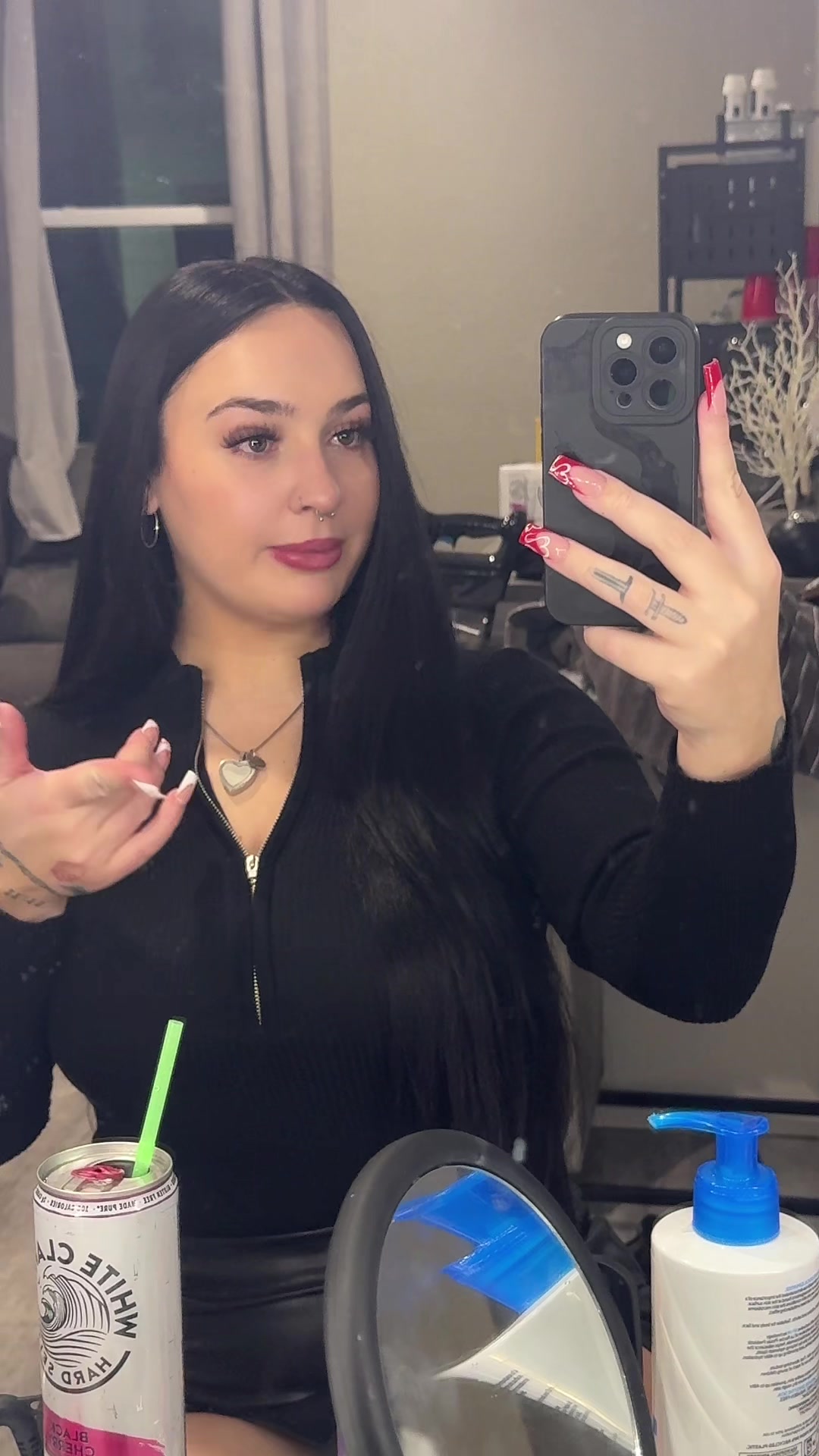 @Elektra M