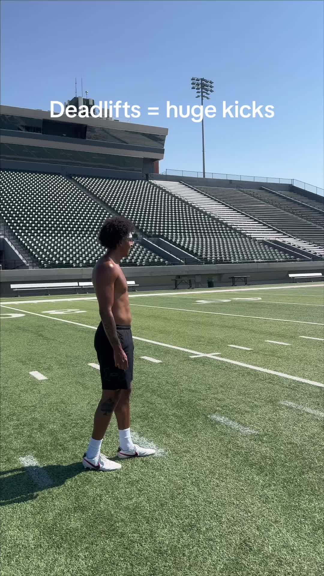 @4thDownHero - Mike Rivers