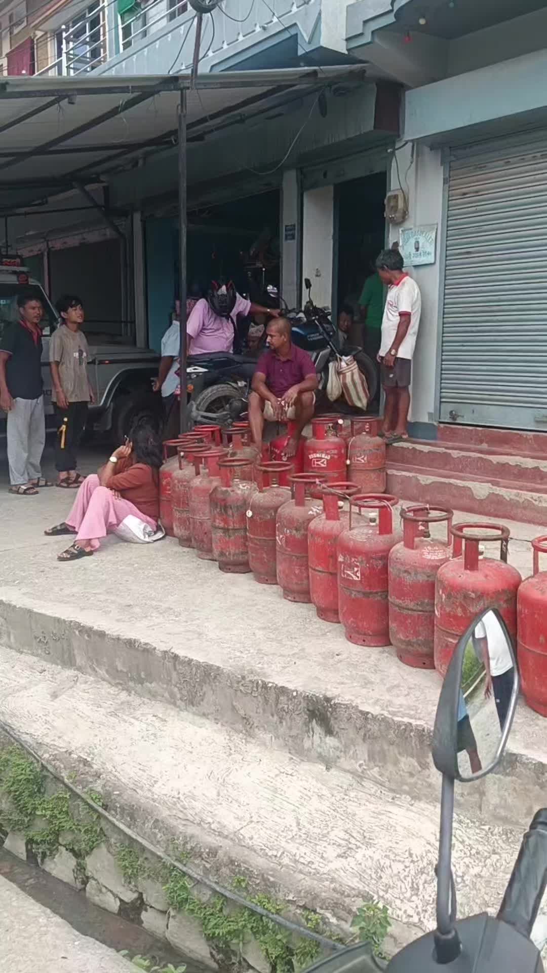@अभाष यात्री💖