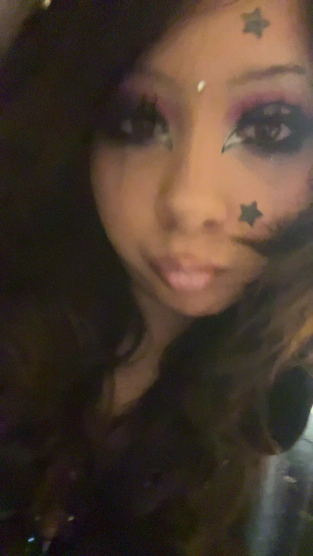 @xixiluv2_420 ☮︎ ⩜