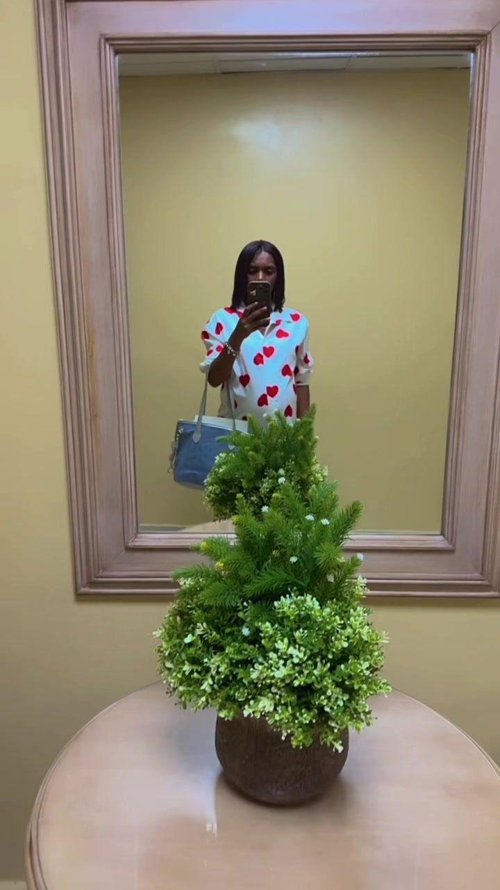 @𝐒𝐚𝐫𝐚𝐡 💕