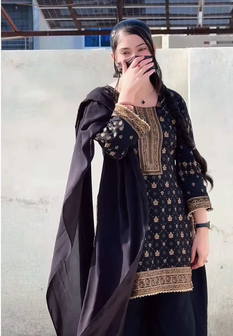 @Cute_LAiBA 👑