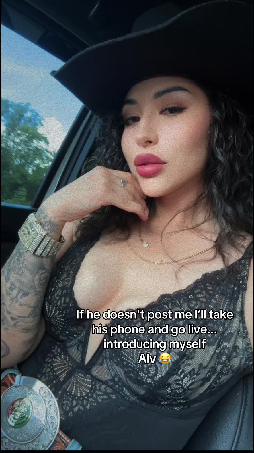 @leslye94