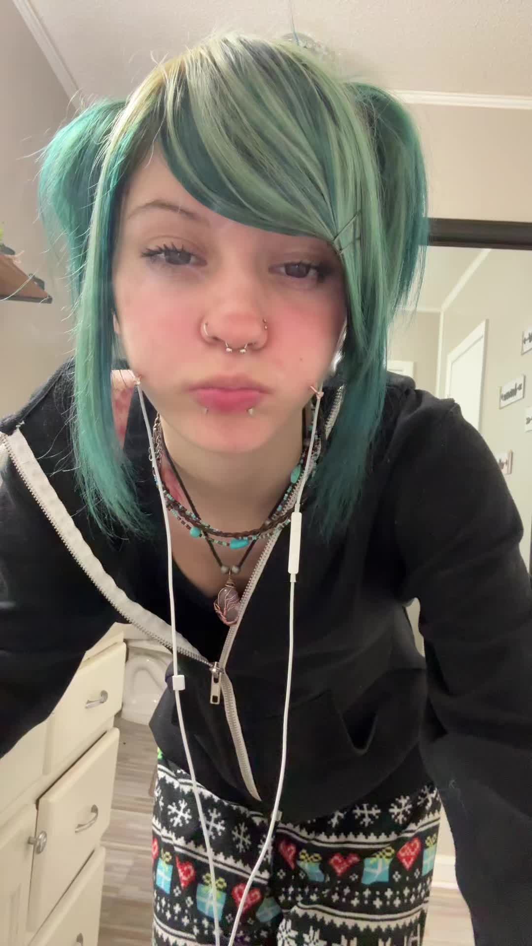 @hi