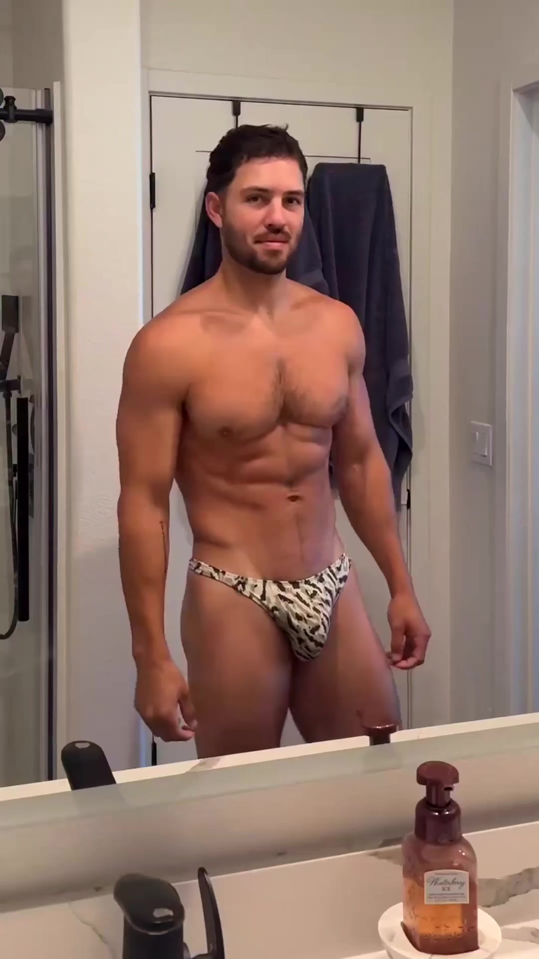 @nghimhiukhanh6482