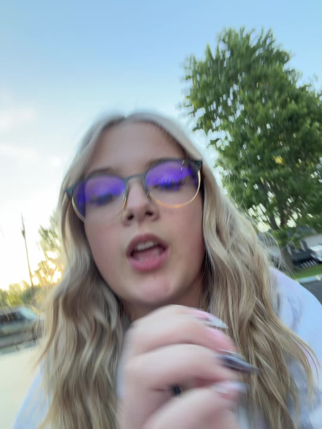@Naudia