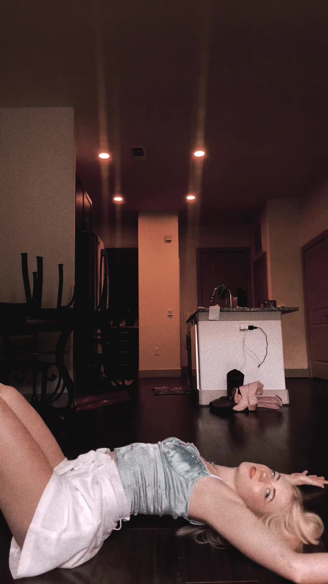 @AJ!