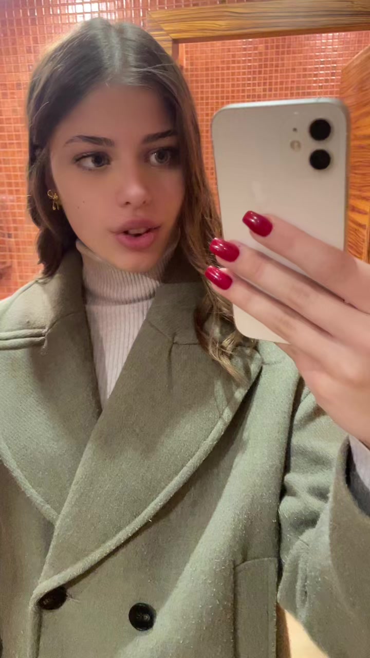 @popovicvalentina