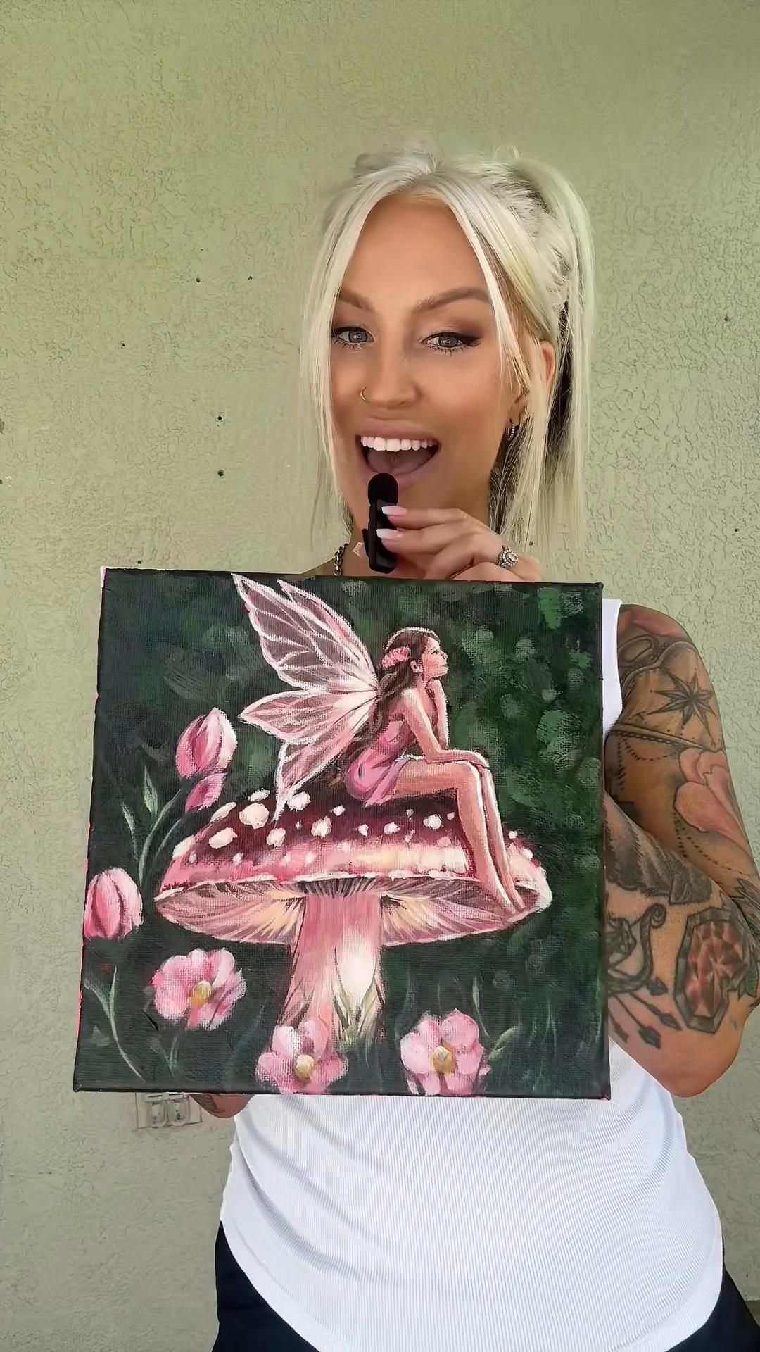 @tiffanylatelyyy