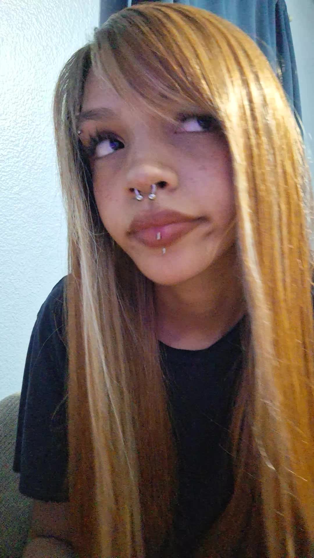 @E