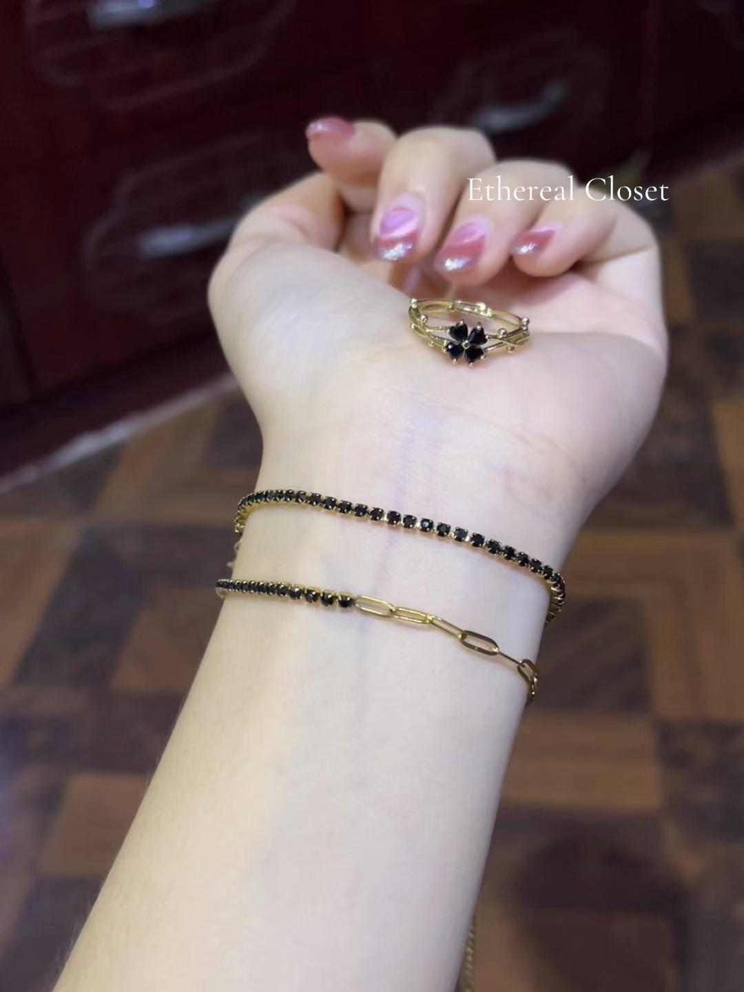 @Ethereal Closet ð
