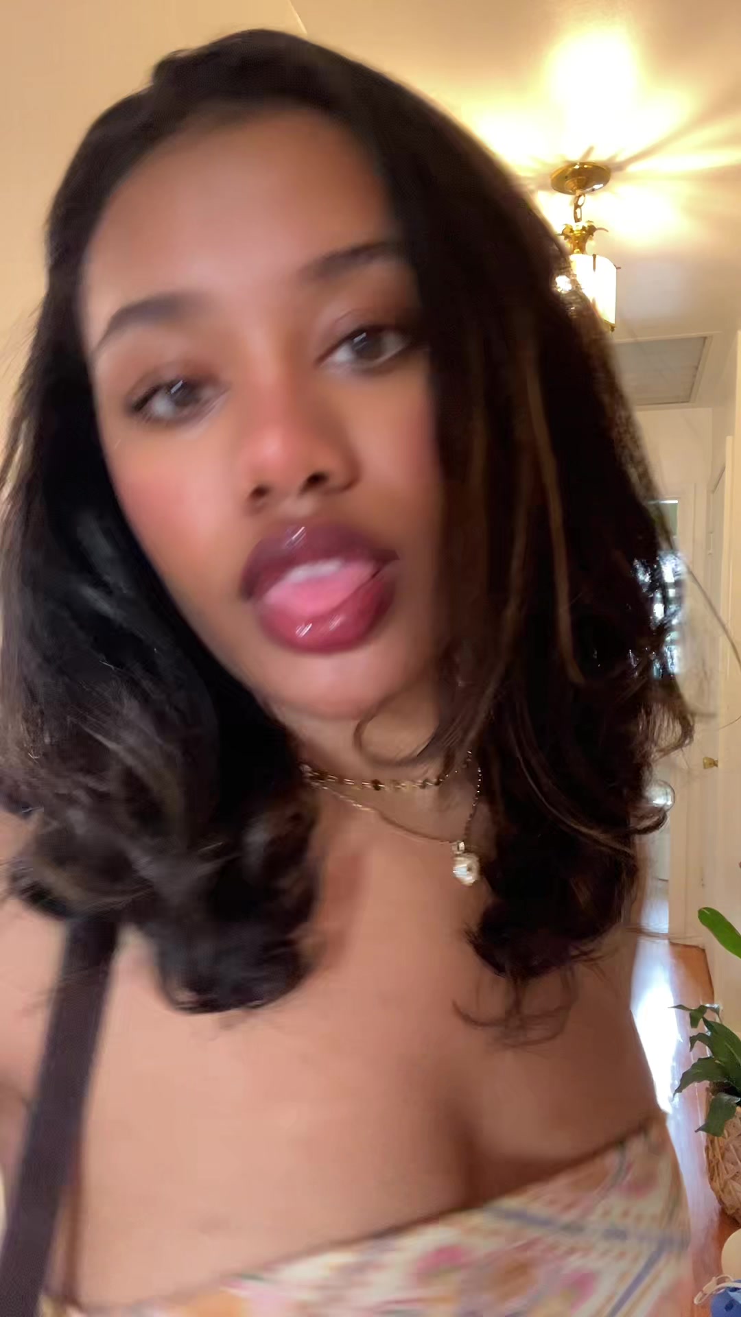 @Bella