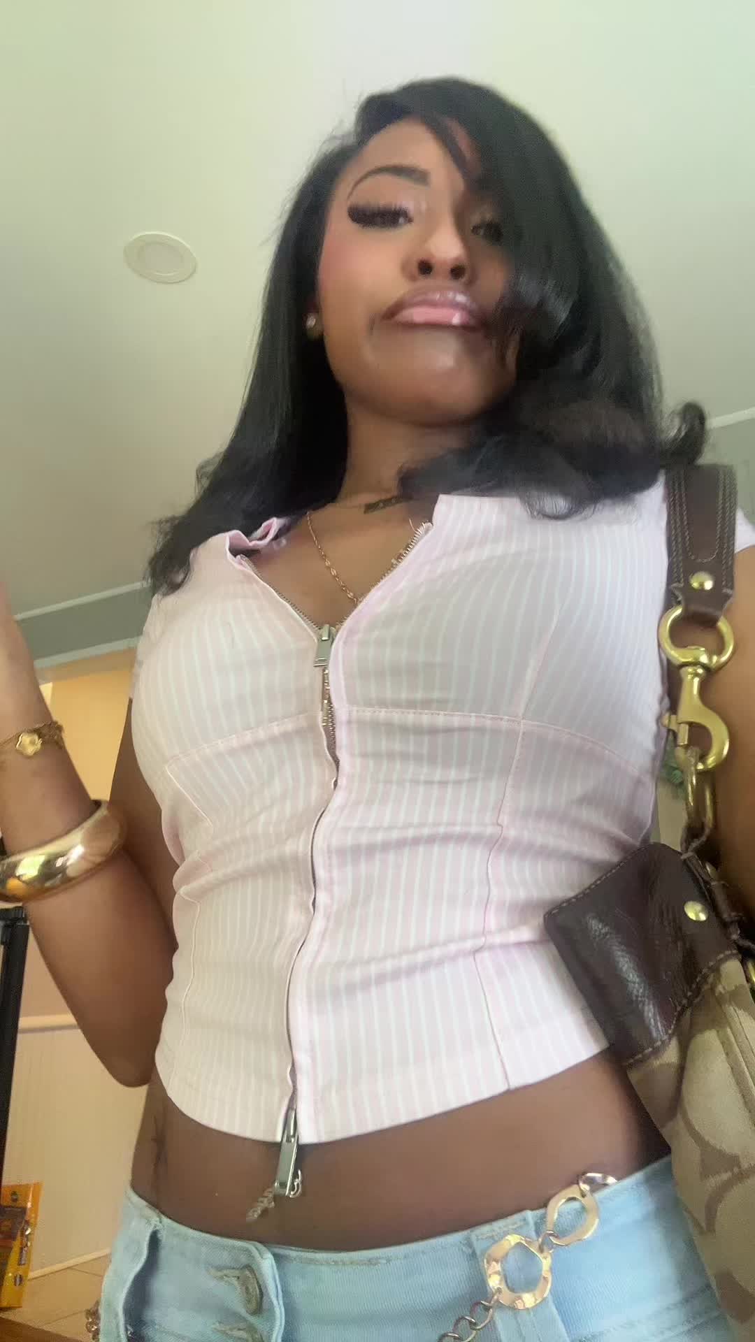 @Kayy Guawopp