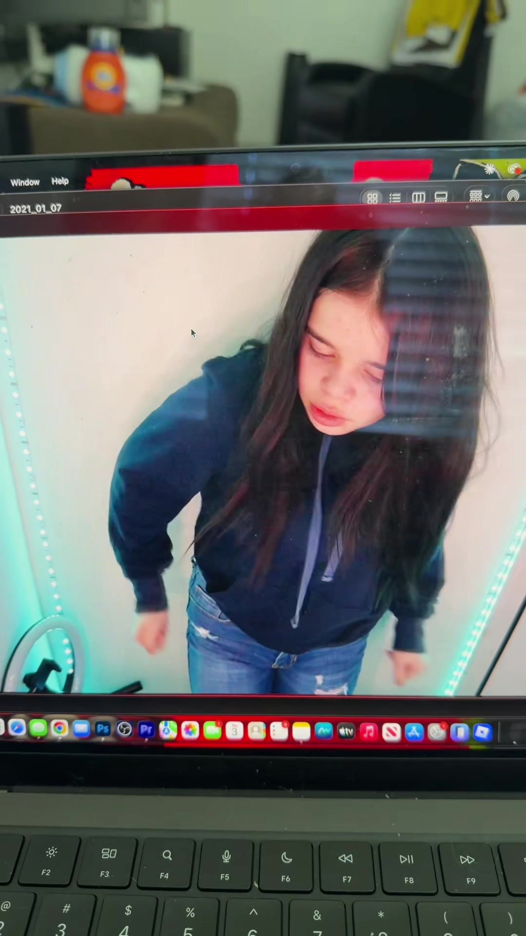 @noweezey