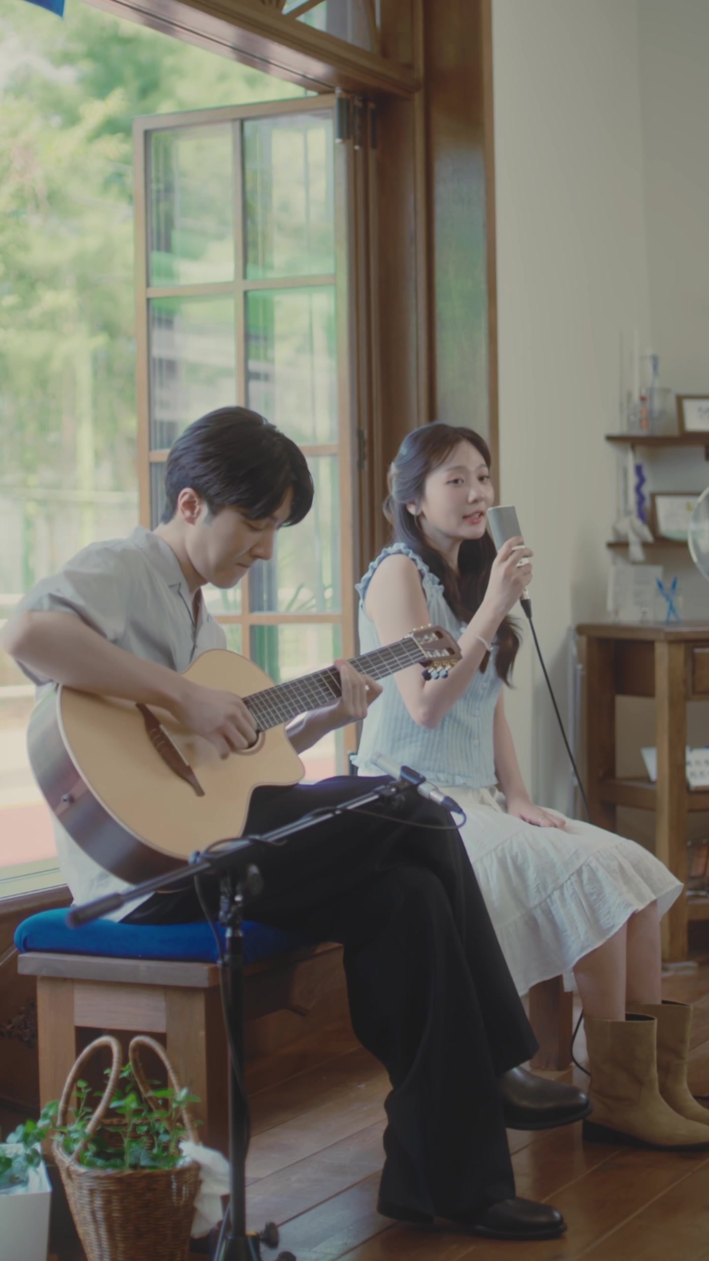 @볼빨간사춘기 BOL4