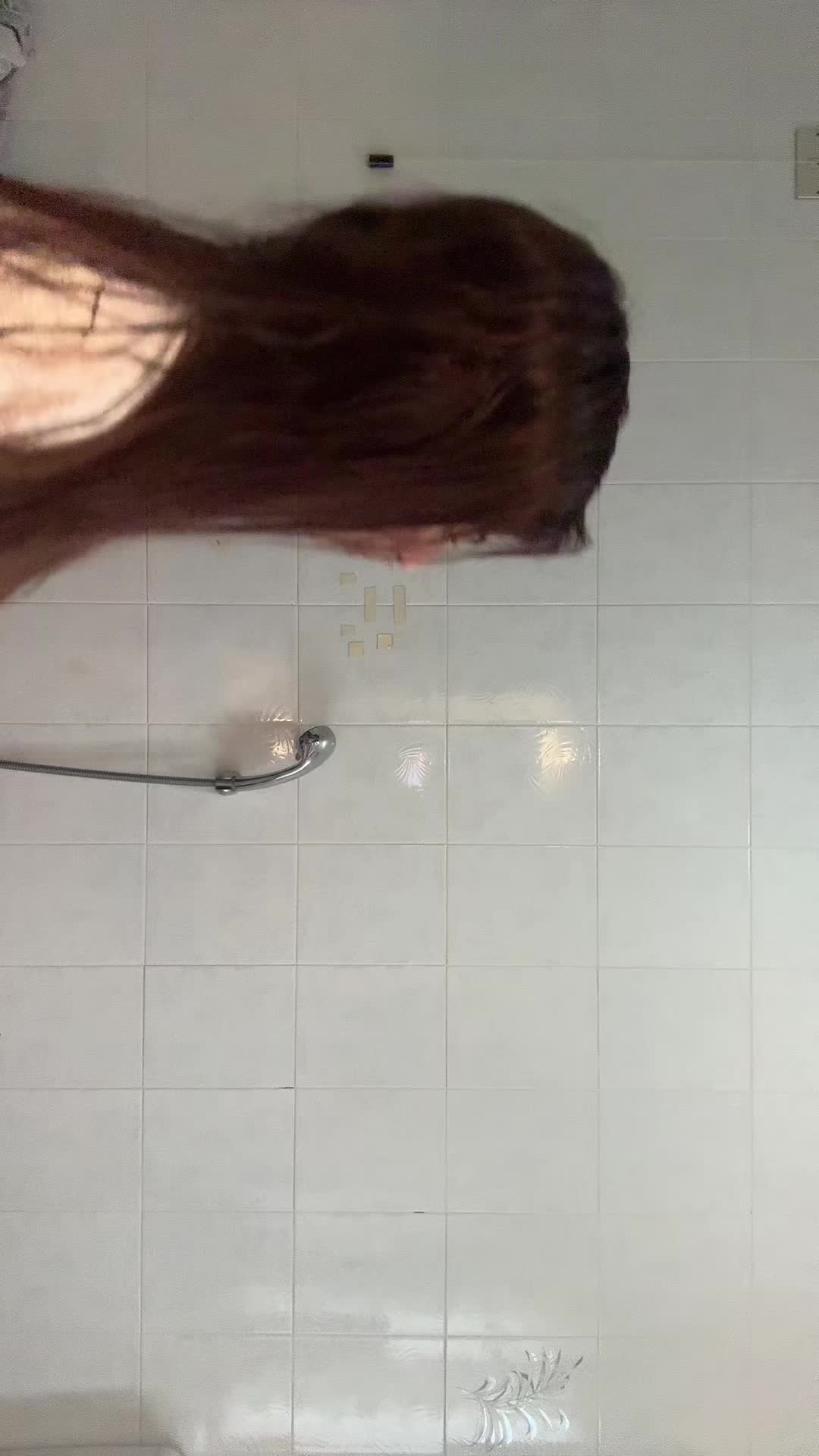 @siriaa