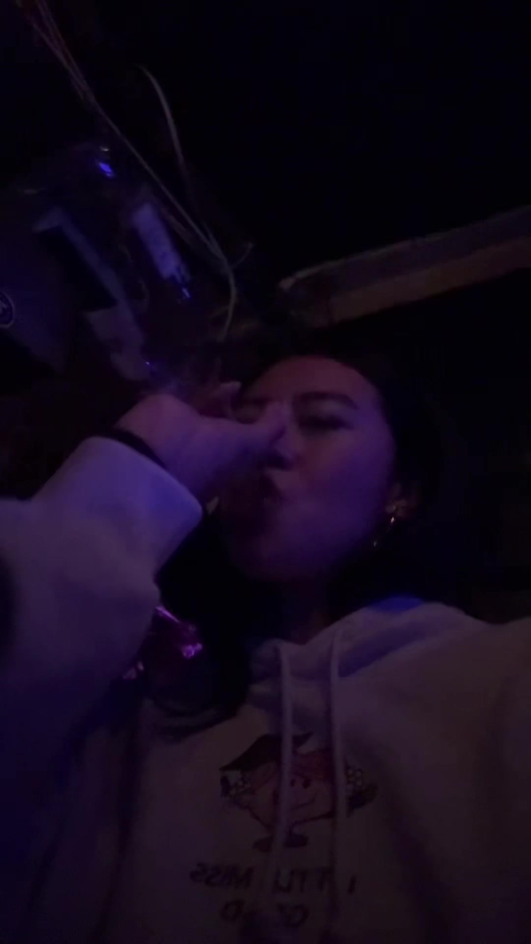@violet