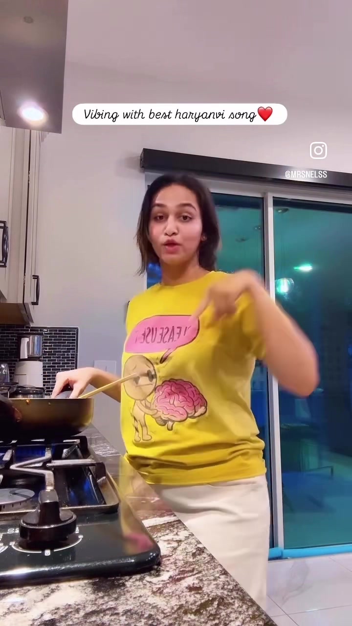 @mrsnelss
