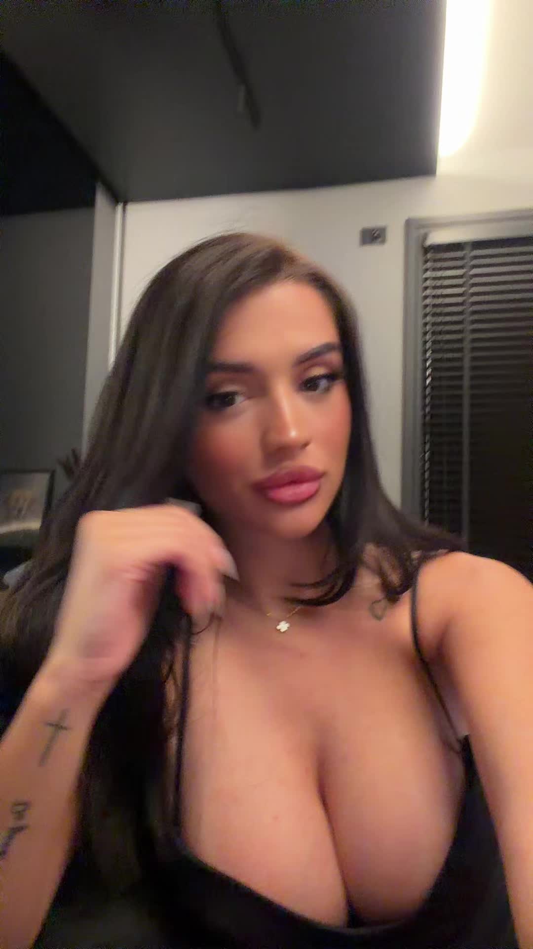 @Kiaranikolli