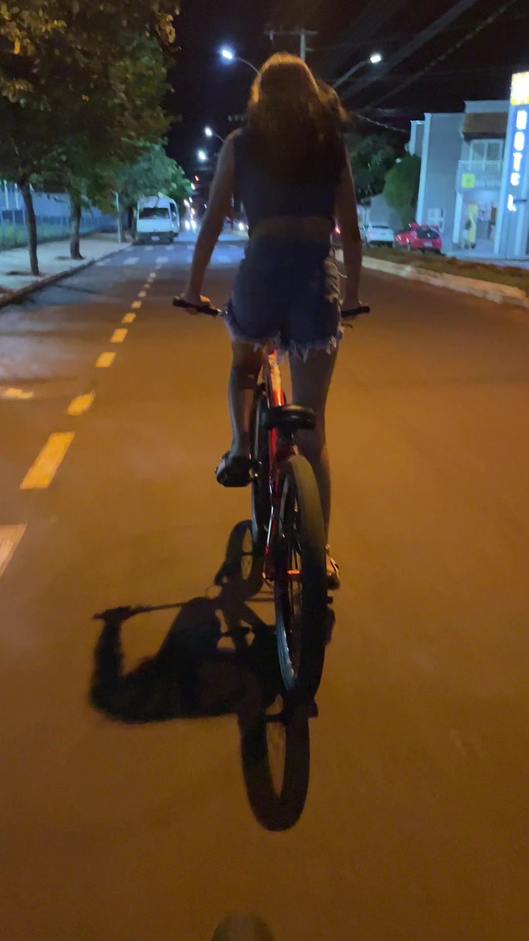 @talitinha_diniz
