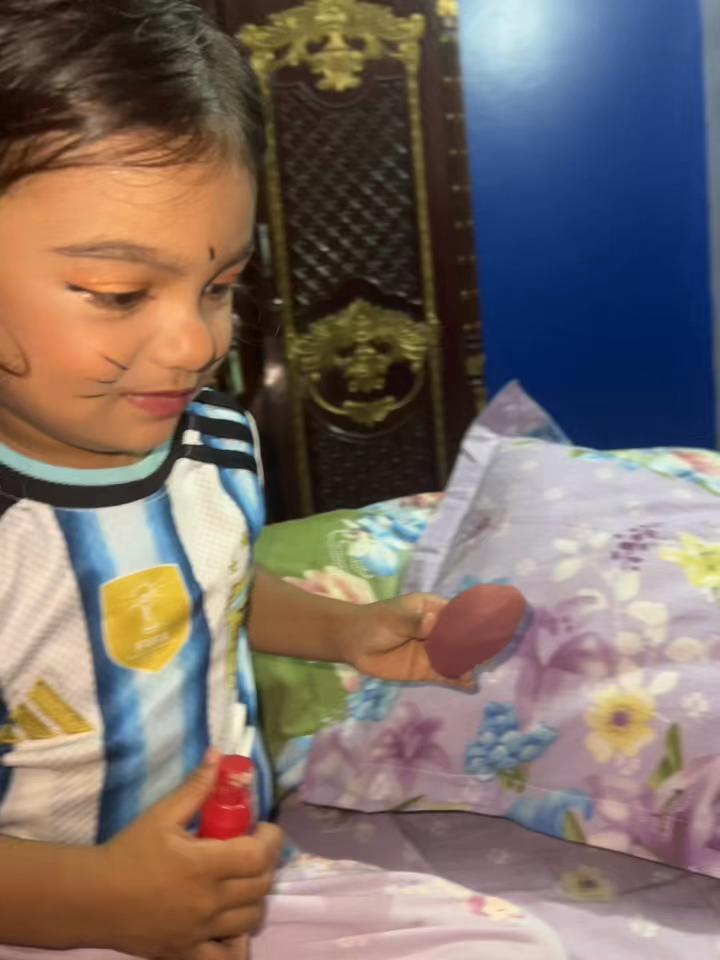 @Dimple Anat🎀✈️🇨🇵
