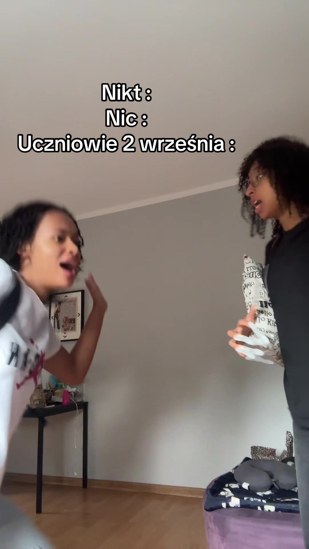@Simona Duku
