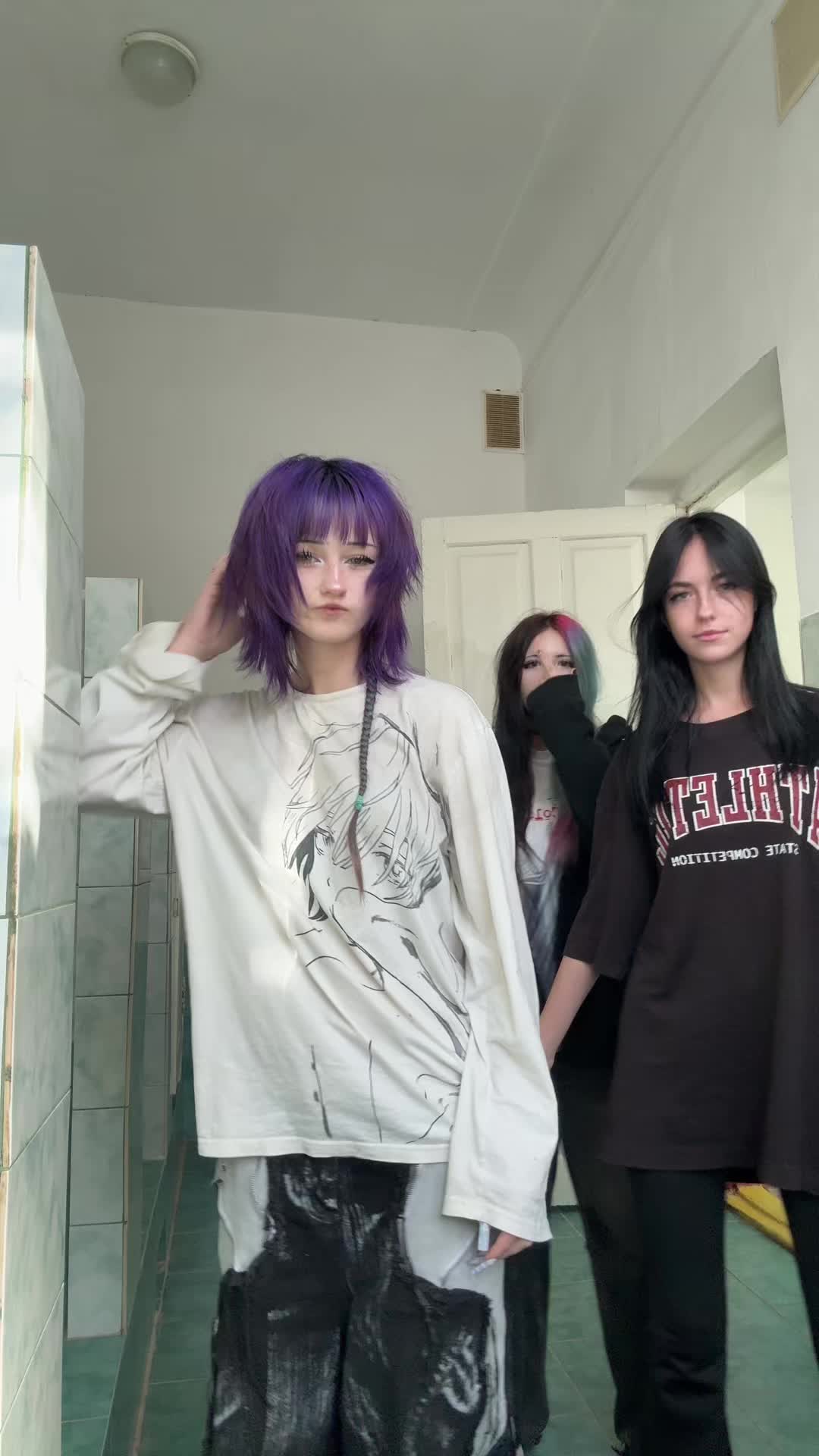 @aloraxs