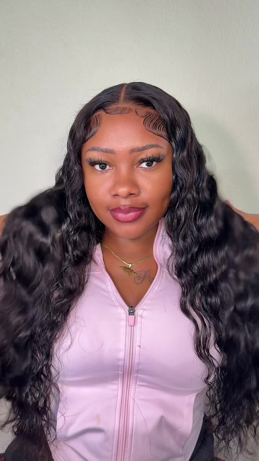 @Sharii | Wig Influencer