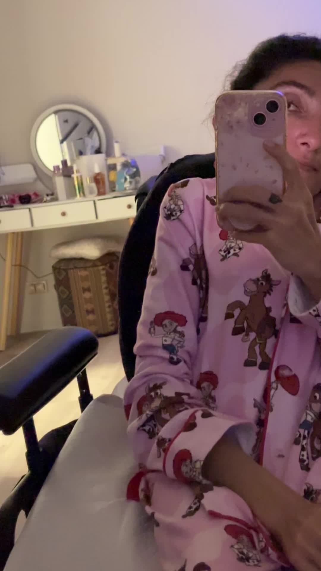 @SmileySarah32 🤡