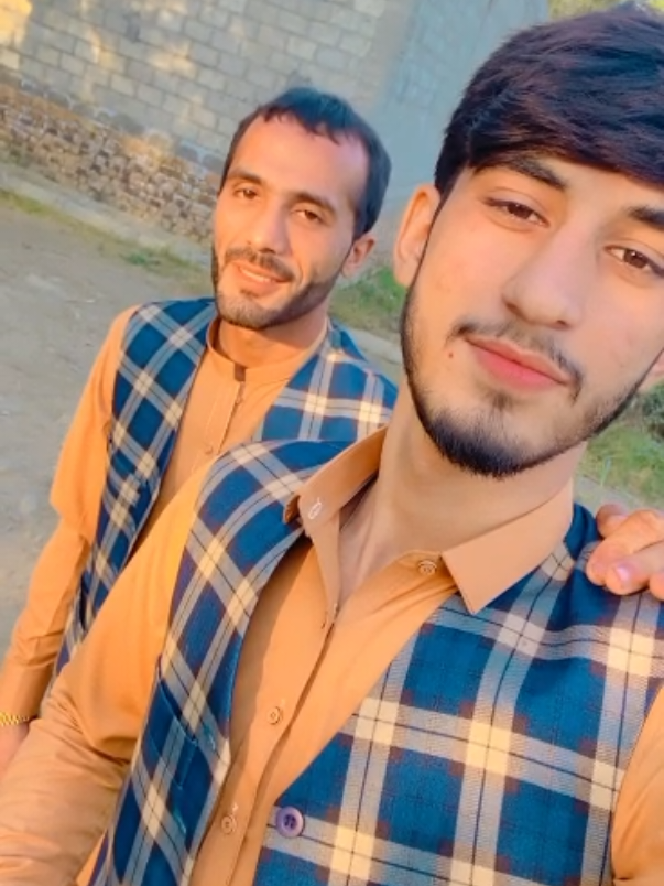 @👀 کامران 💫💞