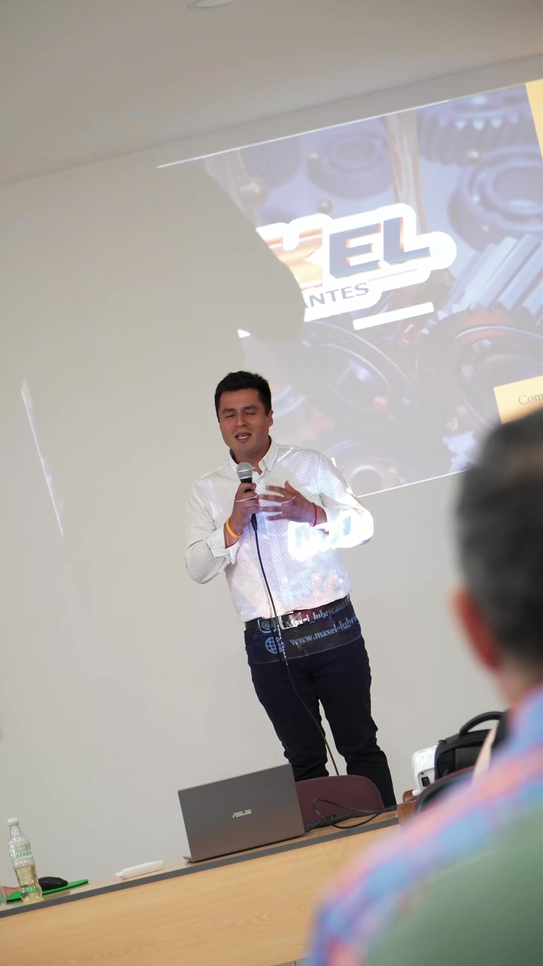 @Maxel Lubricantes