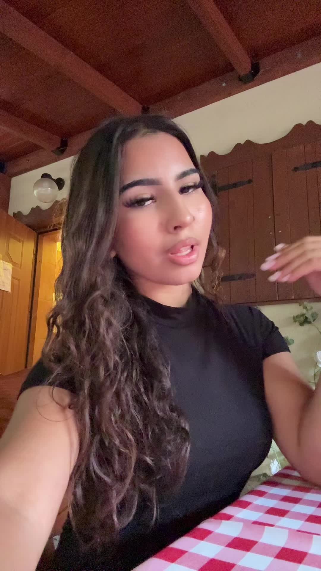 @ig:mloda.chinka