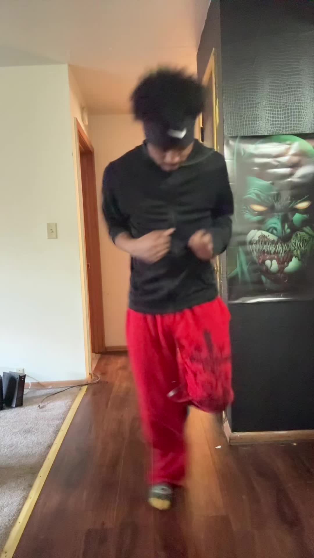 @Nikeese🖤