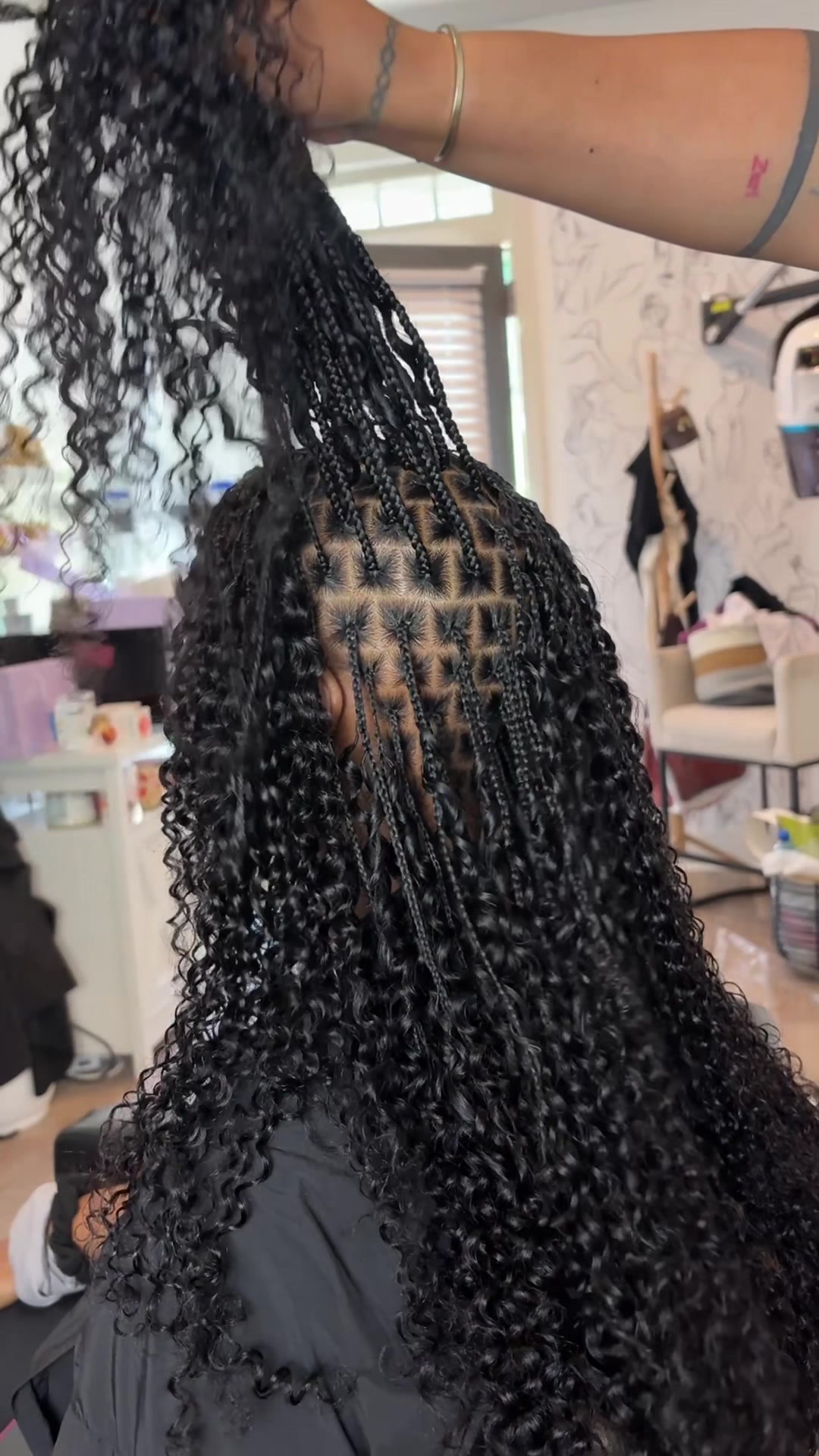 @Toni | ALL THINGS HAIR