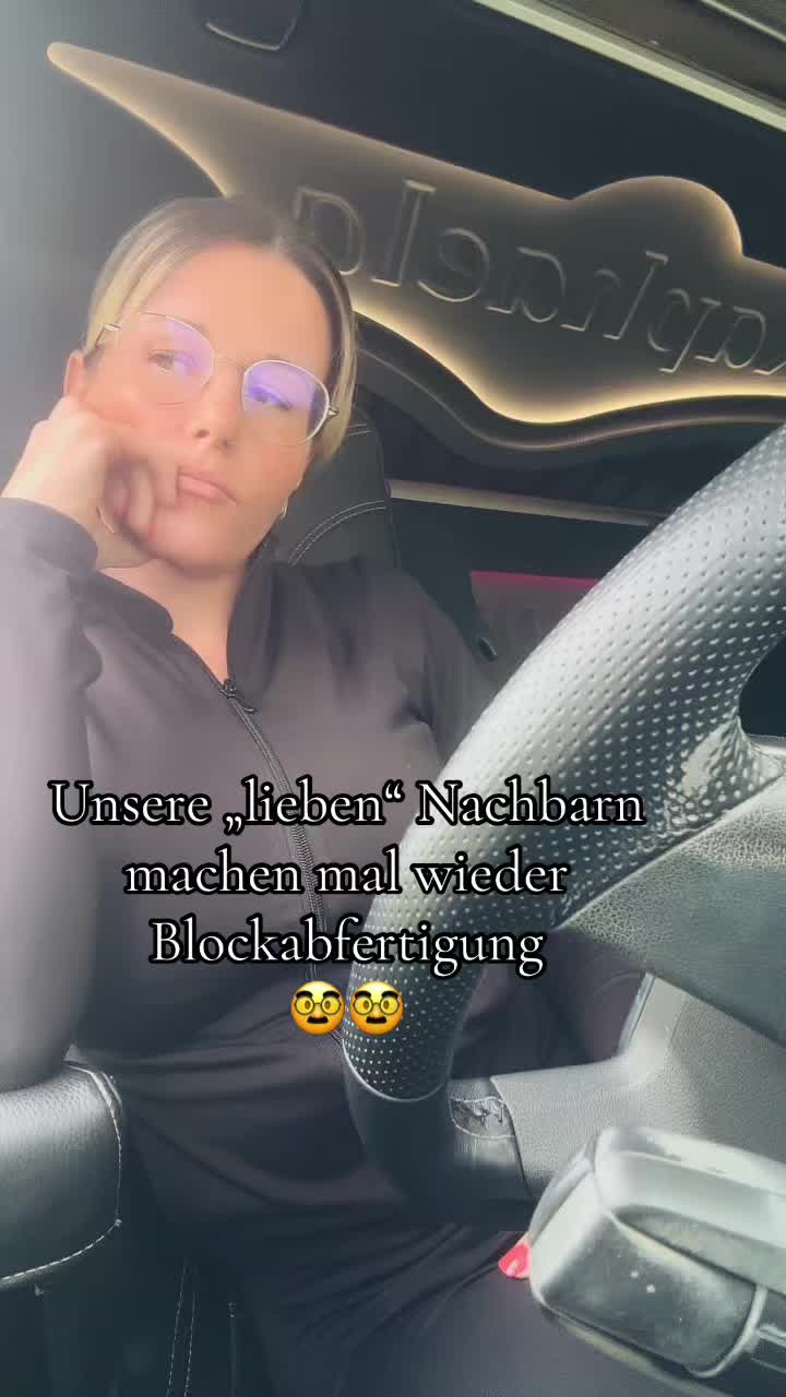 @Raphaela