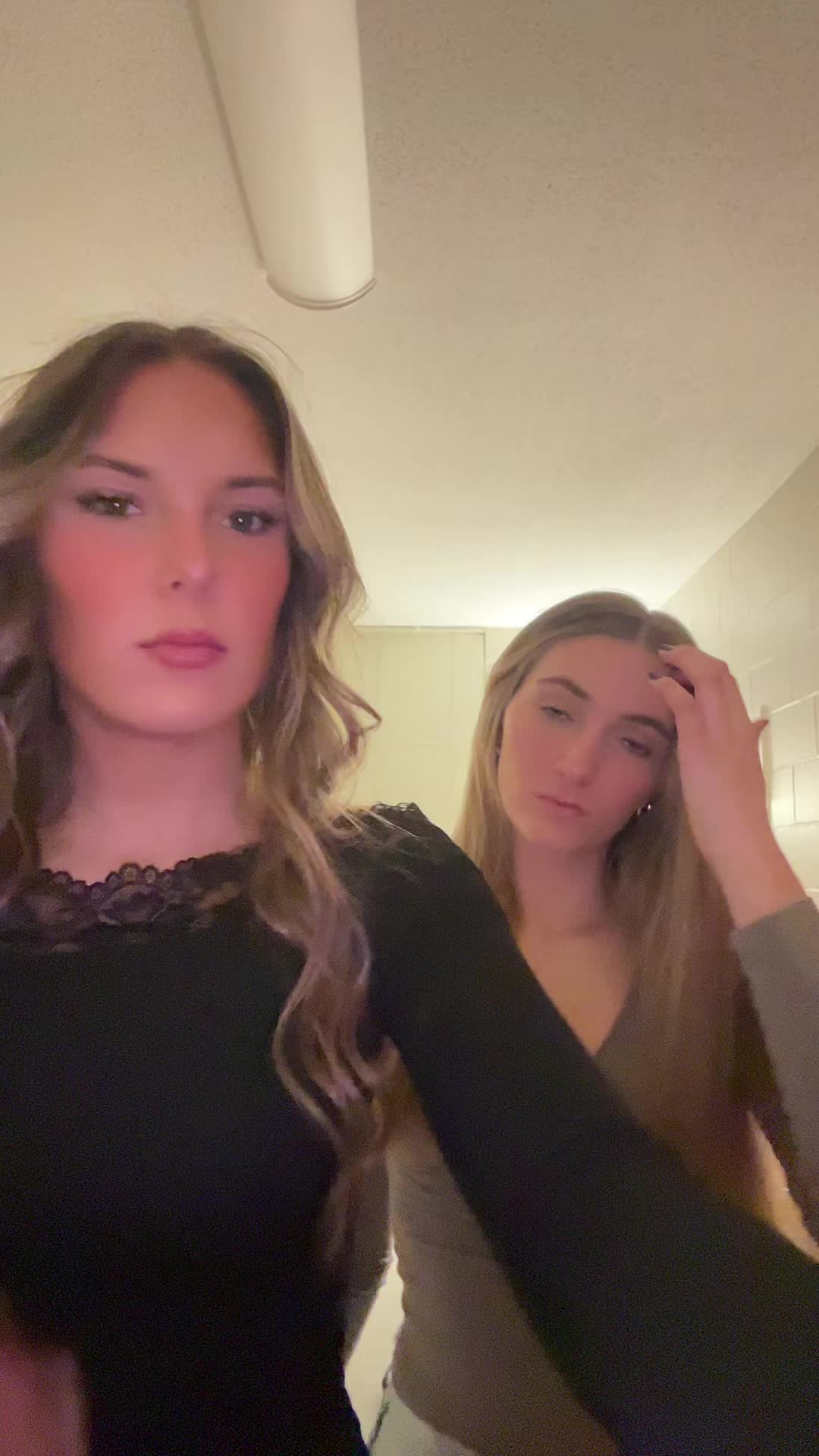 @CC