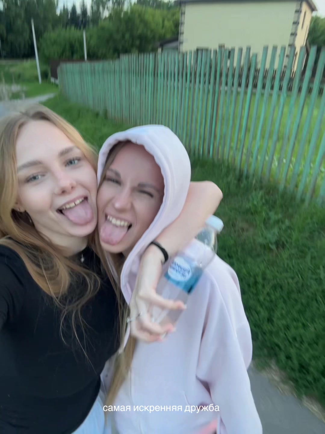 @VS