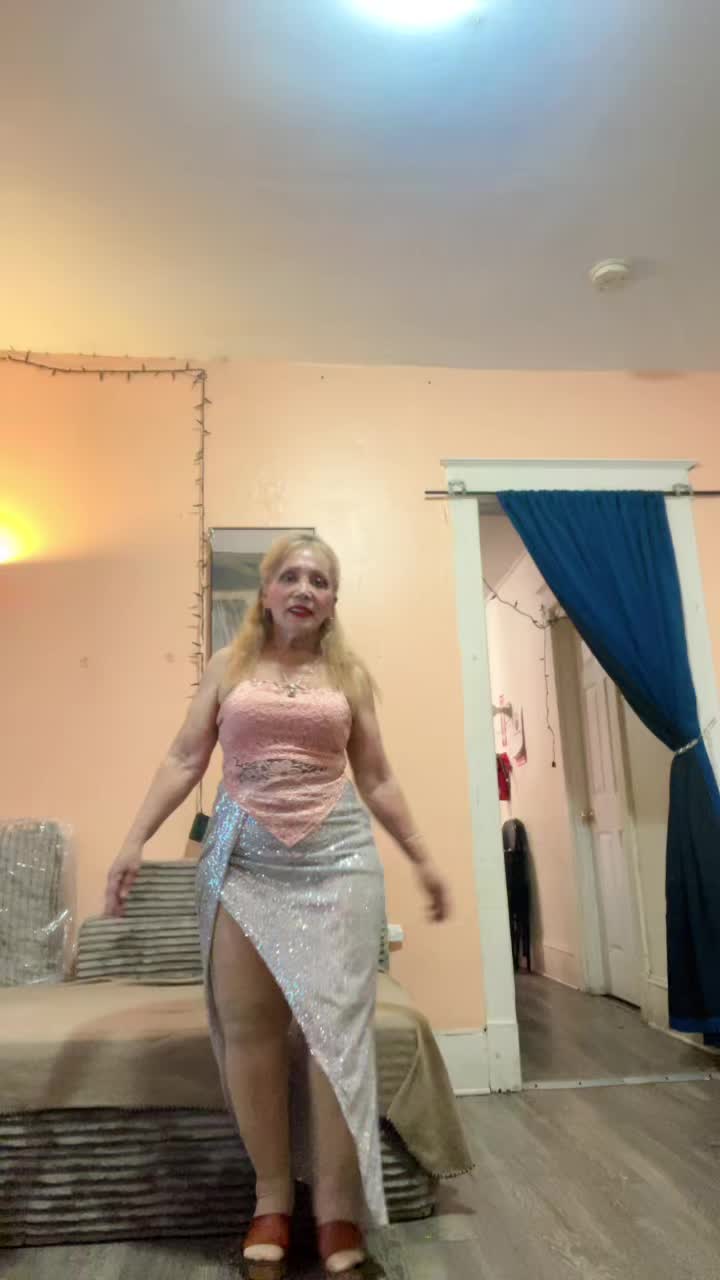 @Linda Castro