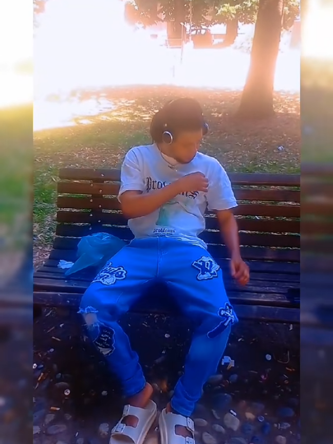 @SMILEBOY🧿🧘♂️💡⚓️